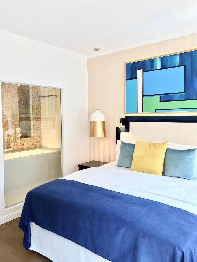 Luxury Apartments Mondrian Market Square III Warsaw Exterior photo