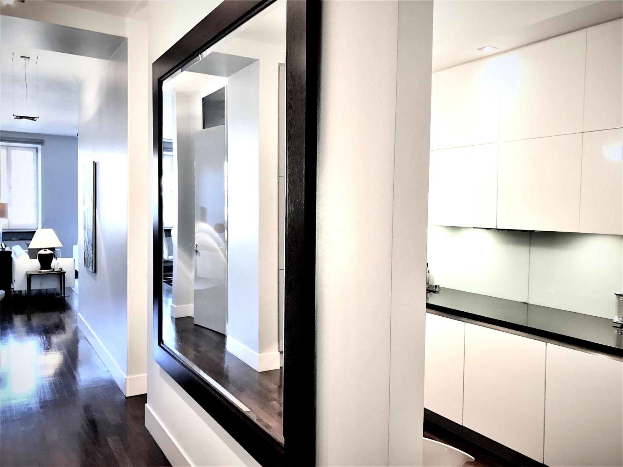 Luxury Apartments Mondrian Market Square III Warsaw Room photo